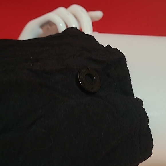 Gentle Fawn Black Cut Out Scallop Black Silver Metallic Blouse 3/4 Sleeves - Picture 6 of 10